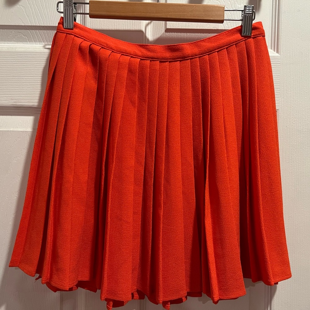 NWT American apparel pleated skirt size L